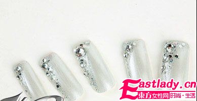 就是要閃耀 脫俗百搭珠光美甲