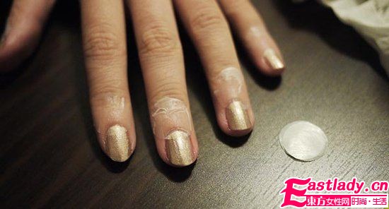 半月形美甲DIY 簡約混搭大牌范