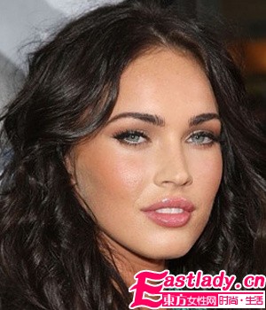 性感女神Megan Fox教你11堂美妝課(組圖)