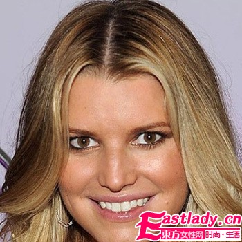 簡單易學(xué) 看歐美女明星的妝容Tips(組圖)