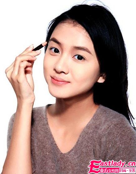 寒冬 妝 做牛奶巧克力絲滑感