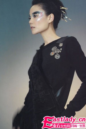 尋找100分王菲 演唱會造型大盤點(diǎn)(組圖)