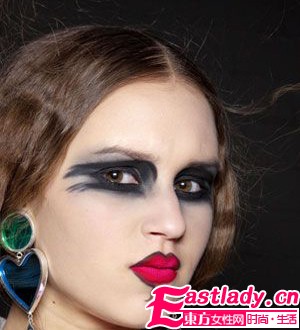 2010秋冬彩妝 個(gè)性破格視覺(jué)系
