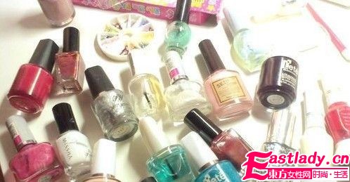 美甲達(dá)人手把手教你百搭法式美甲