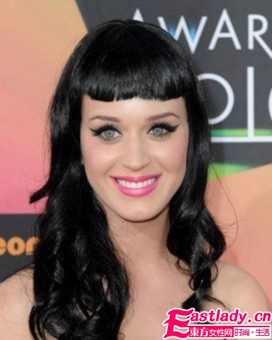 驚艷又潮流 明星示范9款搶眼派對(duì)妝