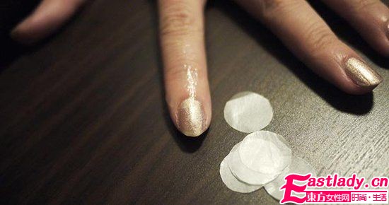 半月形美甲DIY 簡約混搭大牌范