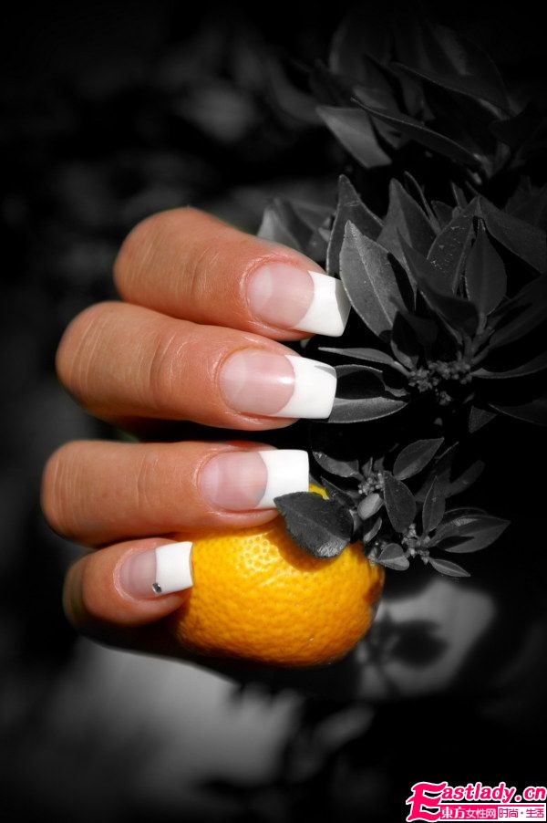 小心安全涂指甲油 防止致癌