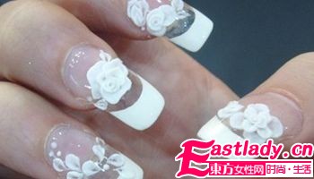 儒雅冬日 溫暖奶茶在指尖飄香