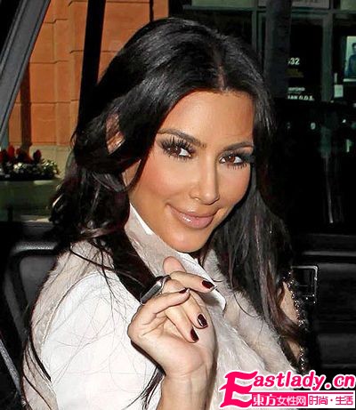 明星美甲也瘋狂 魅惑新色齊登場(chǎng)