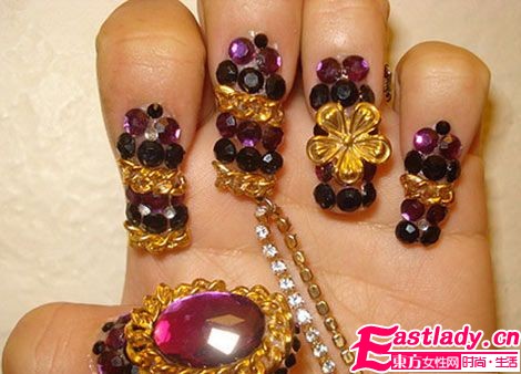 藝術(shù)感極致美甲 不瘋狂不成魔