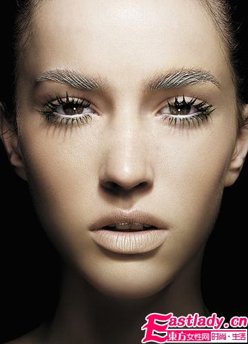 時(shí)尚搶先看 2011 饕餮 彩妝