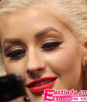 慵懶魅力 明星示范萬圣節(jié)彩妝靈感(組圖)