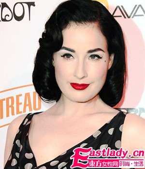 慵懶魅力 明星示范萬圣節(jié)彩妝靈感(組圖)