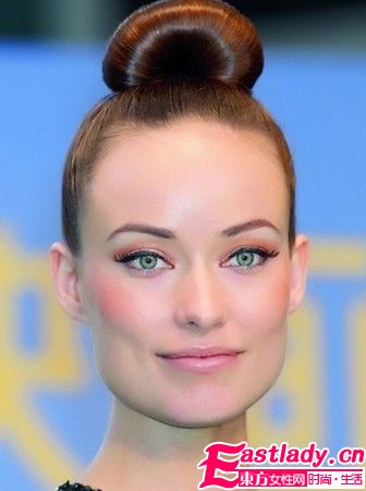 潮妞志 國(guó)外女星冬日刮起暖調(diào)風(fēng)