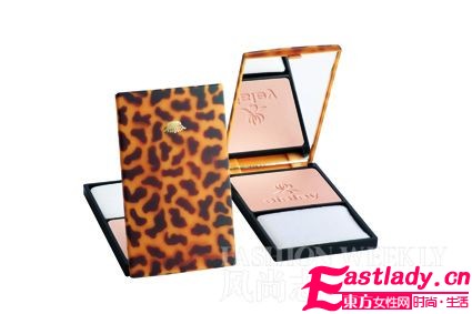 學(xué)明星畫(huà)本季最I(lǐng)N琥珀色優(yōu)雅妝(組圖)