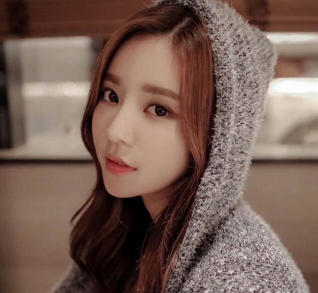 20歲花樣年齡 適合使用什么眼霜