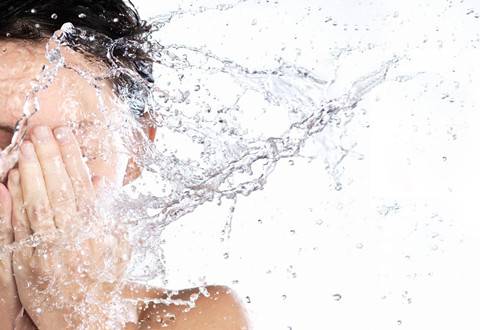 如何快速祛痘6個(gè)小竅門 簡單輕松去無痕