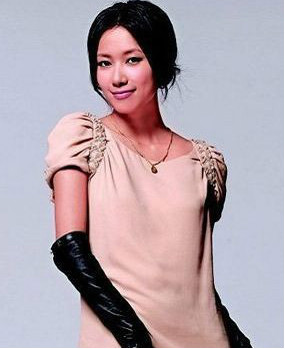 徐靜蕾護(hù)膚法完成12年蛻變