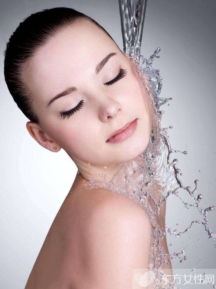 洗面奶和潔面乳的區(qū)別 女生該如何選擇洗面奶