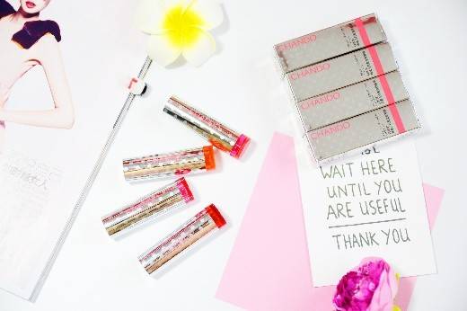 胭脂 萌 神攜自然堂驚艷亮相 斬男唇色全揭秘