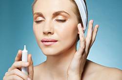 眼霜的正確使用方法 4大作用讓你更年輕