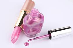 悠長(zhǎng)年假要上線(xiàn) 自然堂咬唇膏伴你一路同行