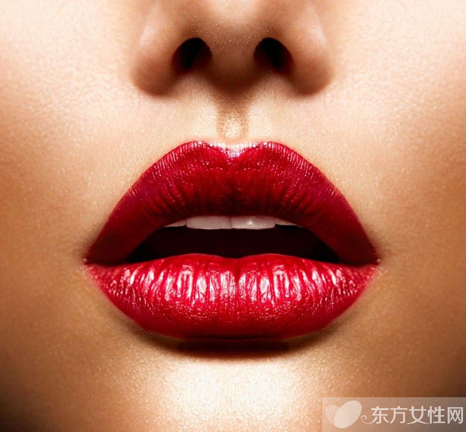 如何保養(yǎng)唇部 唇部護(hù)理應(yīng)這樣做
