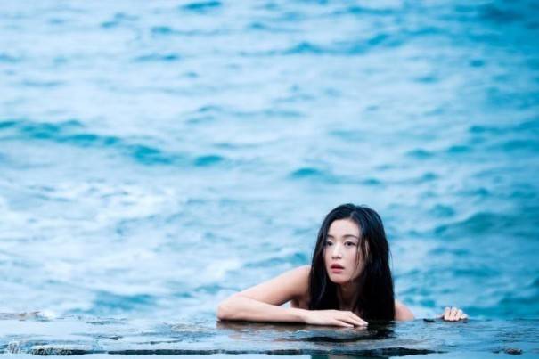  藍色海洋 唯美開播 全女神實力詮釋凍齡 歐尼