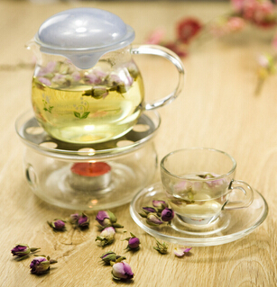 女性養(yǎng)顏茶 女人多喝花茶能補血美膚