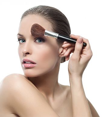 冬天如何才能化好妝 秀出獨(dú)具魅力特色的自己