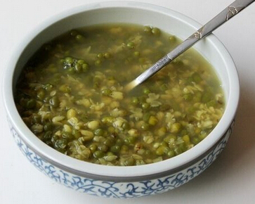 排毒養(yǎng)顏 秋季最有效的6個排毒清腸養(yǎng)顏方法