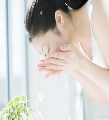 毛孔粗大怎么辦 收縮毛孔光滑肌膚小妙招