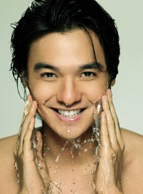 美容護(hù)膚步驟 男士美容護(hù)膚 三大步驟