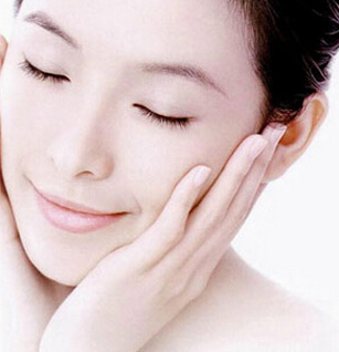 曬后修護(hù)白皙美肌 蘆薈7大神奇功效