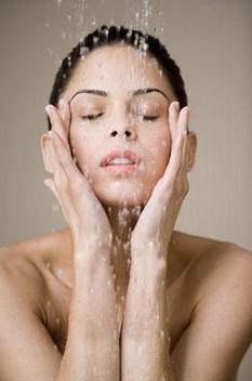 春季美容護(hù)膚小常識(shí) 春天是美容的好時(shí)節(jié)