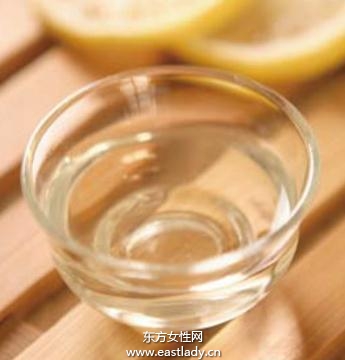 檸朦潔面水 清潔毛孔使皮膚光滑如玉