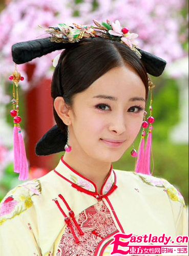 楊冪是否整容 楊冪整容前后照片 楊冪整容后圖片