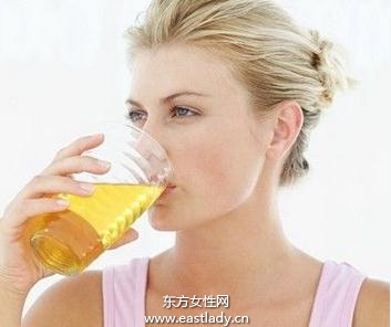 對付臉頰上 坑坑洼洼 的痘痘肌