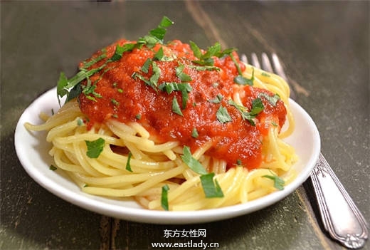 女神奧黛麗赫本的5個(gè)美容養(yǎng)生之道