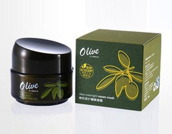 超人氣的睡眠面膜 不間斷的滋潤護理