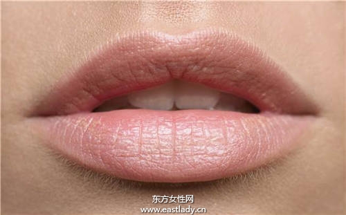 嘴唇干燥脫皮暗沉怎么辦 試試這個方法讓你嘴唇變的超粉嫩