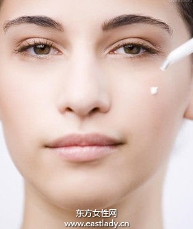 秋季皮膚護理要注意三方面