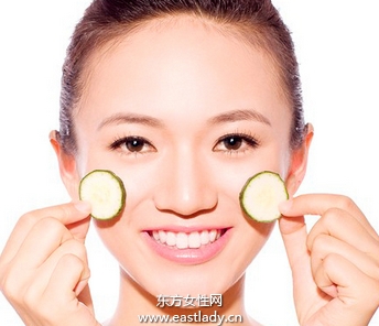 敷臉讓皮膚變得光滑和柔嫩