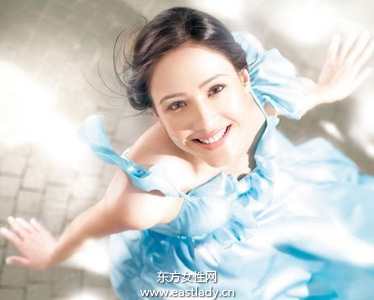 使用遮陽傘也別忘了用防曬霜