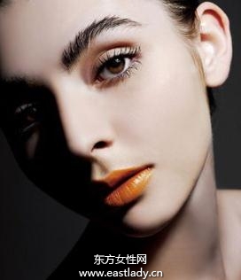 導(dǎo)致皮膚暗沉的內(nèi)因及保養(yǎng)對策