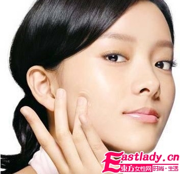 額頭上長痘痘是什么原因以及應(yīng)對(duì)策略