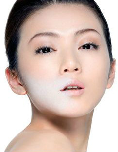 4個(gè)干性皮膚保養(yǎng)要點(diǎn) 做水嫩女人