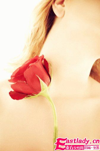 頸部肌膚護(hù)理解決頸部皺紋