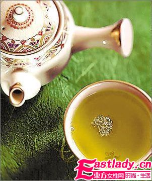 綠茶含豐富維生素C可防止皮膚老化