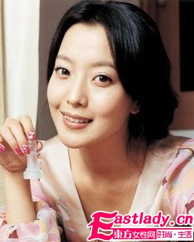 韓國(guó)女星風(fēng)情眼妝大PK